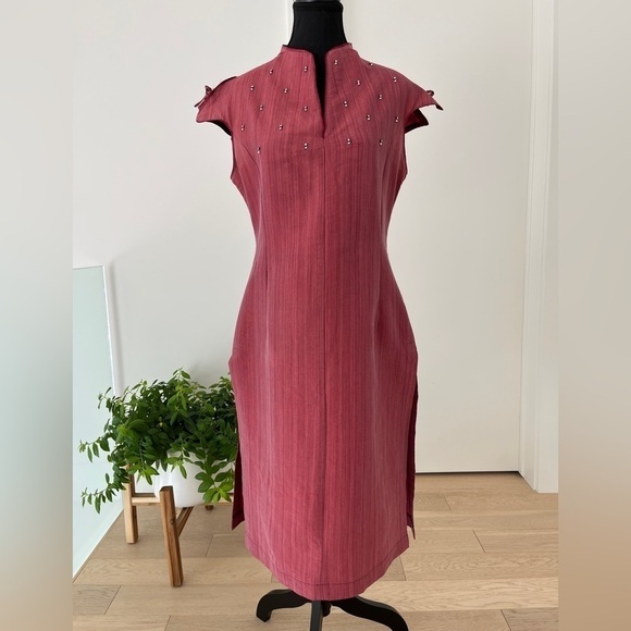 MAGGIE WALT Sleeveless Dress Side Slits Pearls Rhinestones Form Fitting - Picture 1 of 17